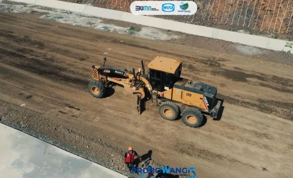 Proyek jalan tol Probowangi/ ig @wika_probowangi3