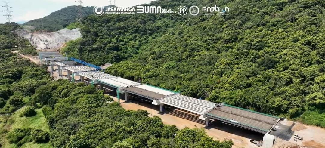 Jembatan di jalan tol Probowangi/ ig @pp_probowangi3