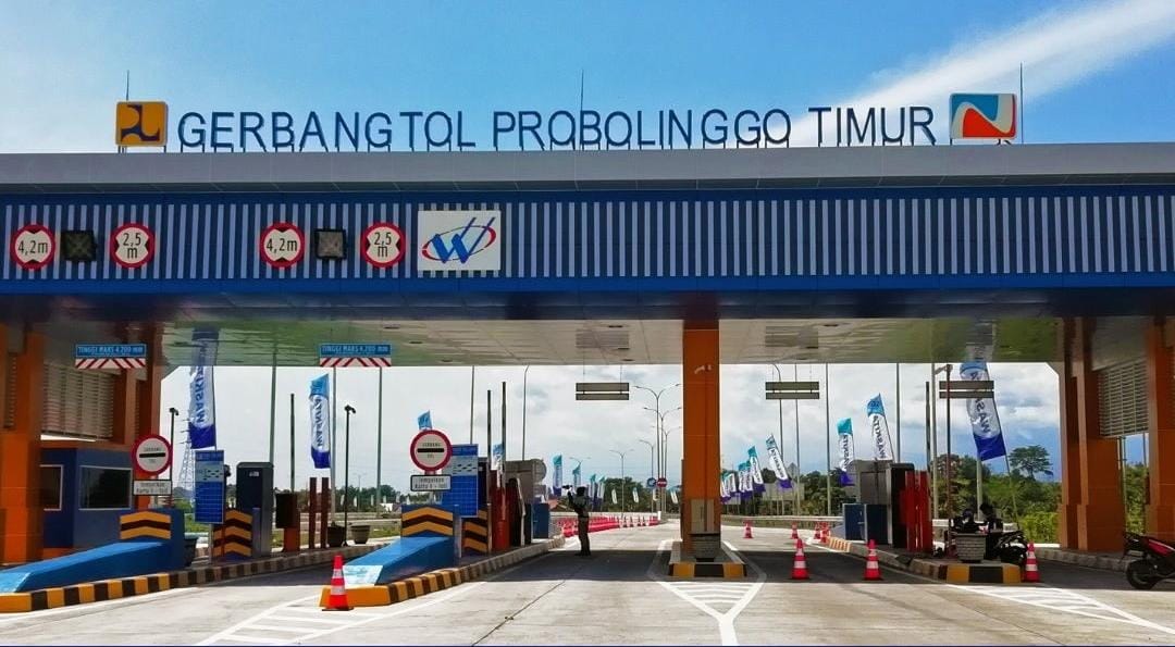 Gerbang jalan tol Probolinggo timur/ ig @pasprojalantol