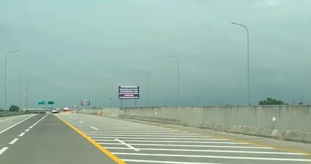 Ruas jalan tol Probowangi/ doc Khoirul Rizal