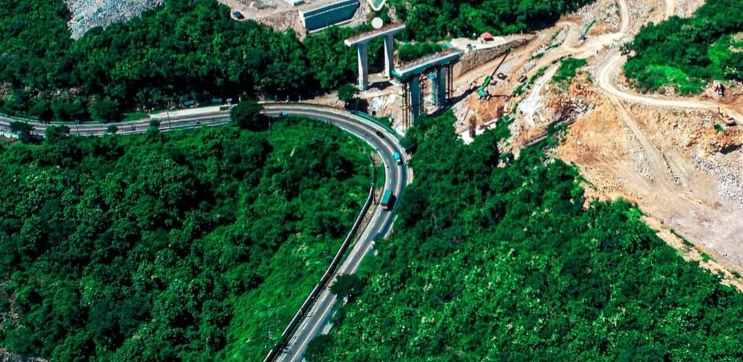 Pembangunan jalan tol Probowangi/ ig @ptwijayakarya