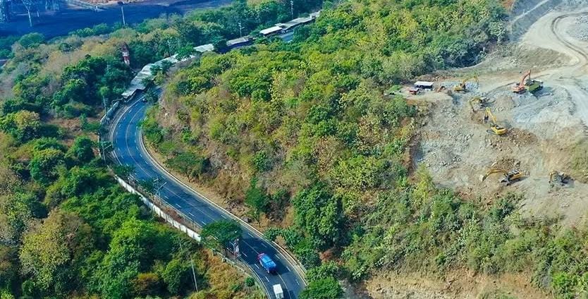 Proyek pembangunan jalan tol Probowangi/ ig @wika_probowangi3