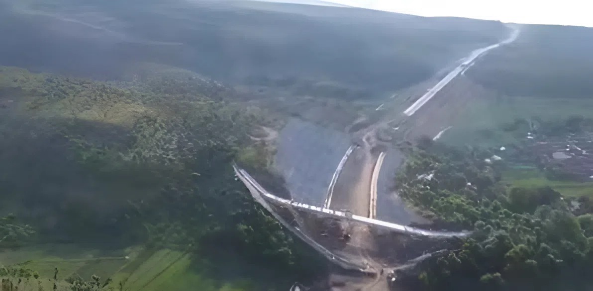 Proyek jalan tol Probowangi