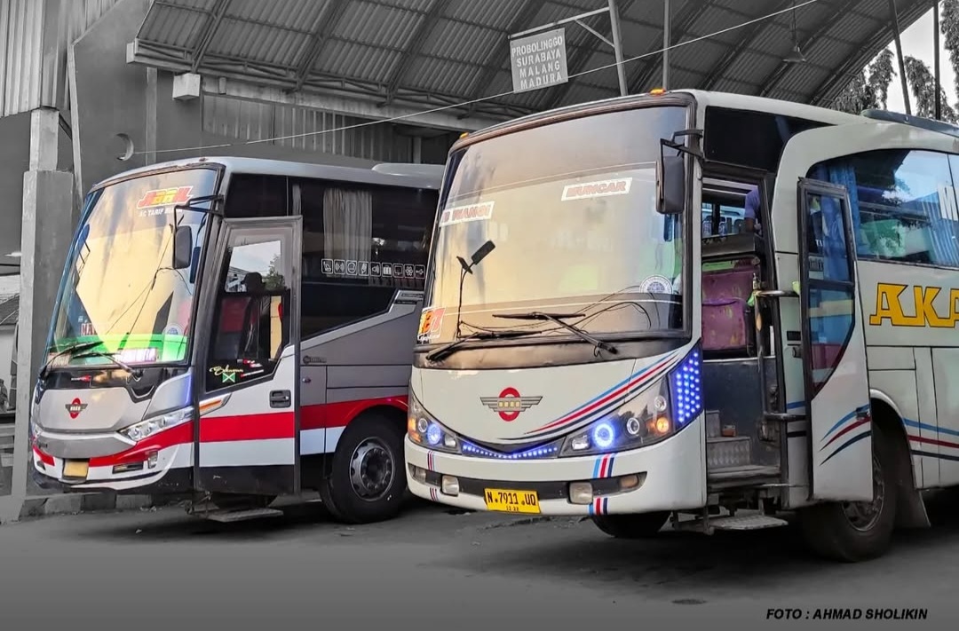 Bus Akas/ ig resmi @akasmilasejahtera_official via @mad_kin99_l09