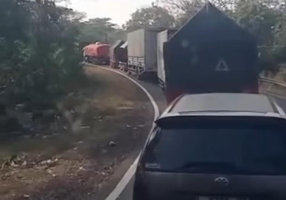 Kemacetan di Baluran Situbondo/ doc Khoirul Rizal
