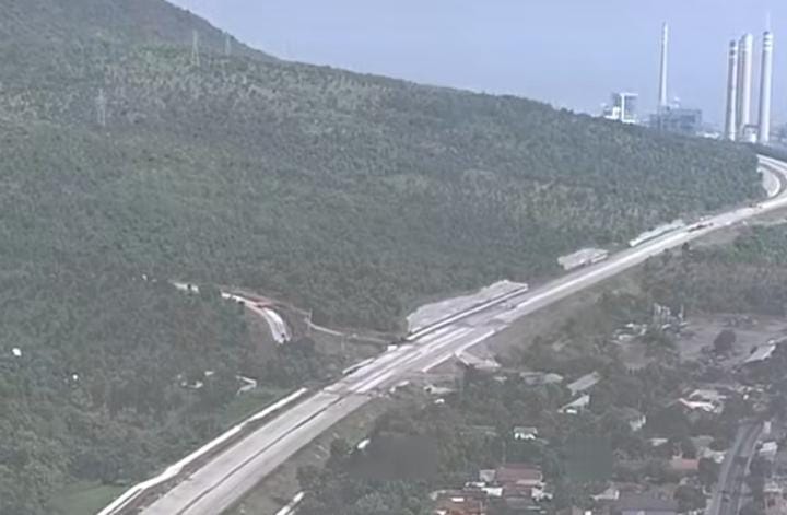 Ruas jalan tol Probowangi/ Tiktok Waskita Karya