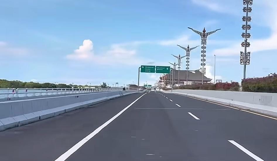 Jalan tol di Bali/ doc Khoirul Rizal