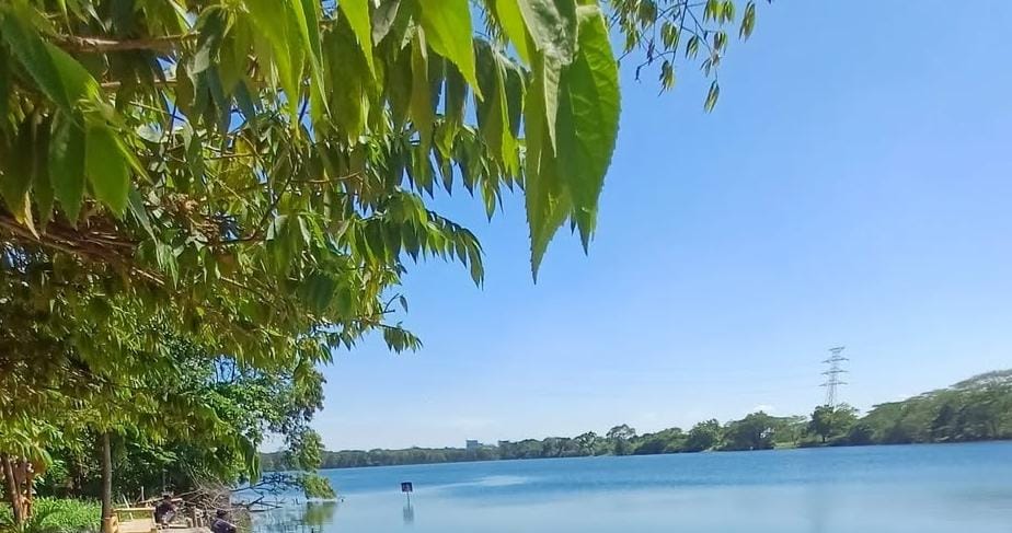 Telaga Ngipik Gresik/ doc Khoirul Rizal