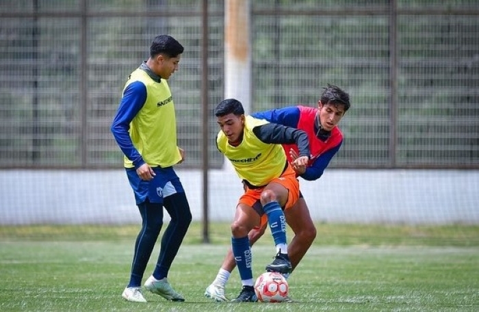 Preview laga Pachuca vs Atlas di Liga MX 2025.