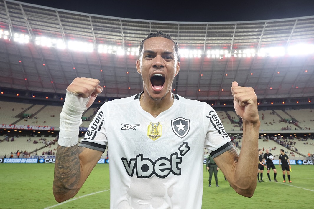 Ekspresi pemain Botafogo setelah berhasil bantai Fortaleza di pekan ke 19 Serie A Brasil 2025.
