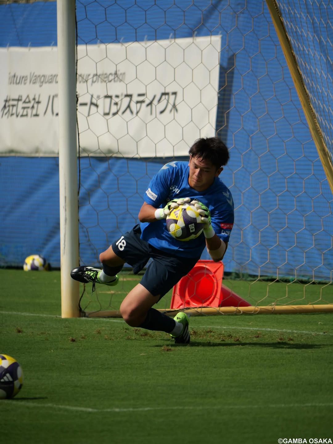 Sesi latihan Gamba Osaka jelang laga menghadapi Machida Zelvia di J1 League 2025.