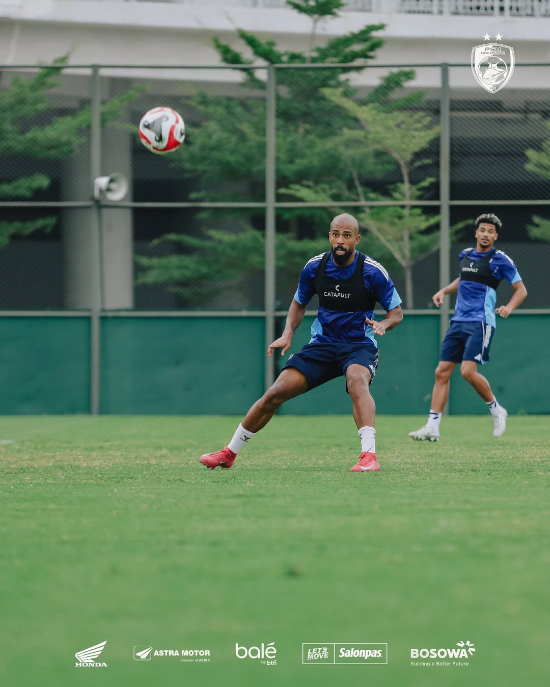 Sesi latihan PSM Makassar jelang laga menghadapi Semen Padang di pekan ketiga BRI SUper League 2025-2026.