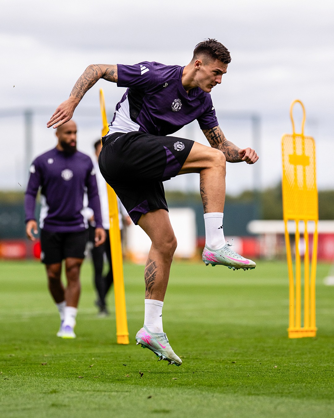 Sesi latihan Manchester United jelang laga menghadapi Fullham di pekan kedua Premier League 2025-26.
