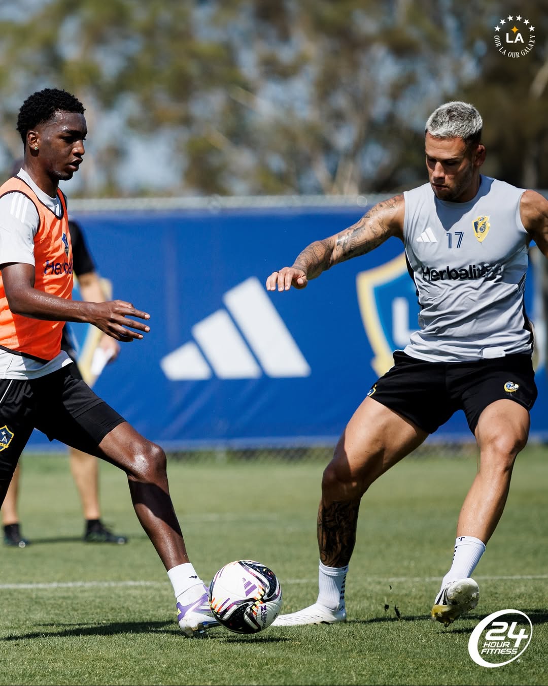 Sesi latihan LA Galaxy jelang laga menghadapi Sounders di semifial Leagues Cup 2025.