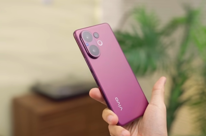 Vivo V60.
