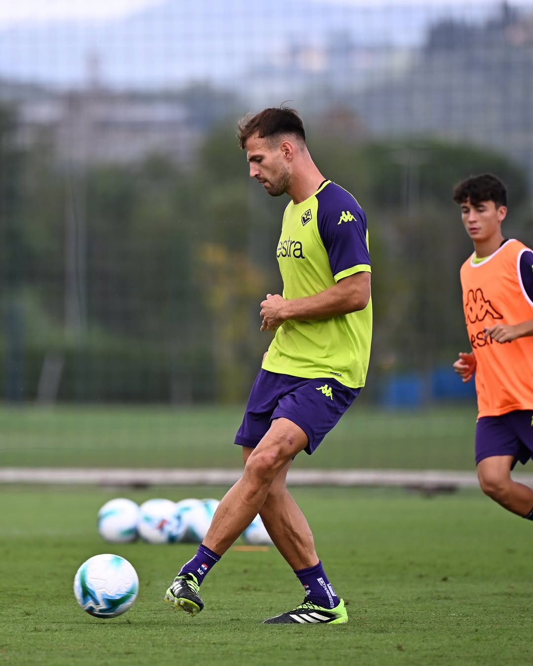 Sesi latihan Fiorintina jelang pertandingan melawan Torino di pekan kedua Serie A 2025-26.