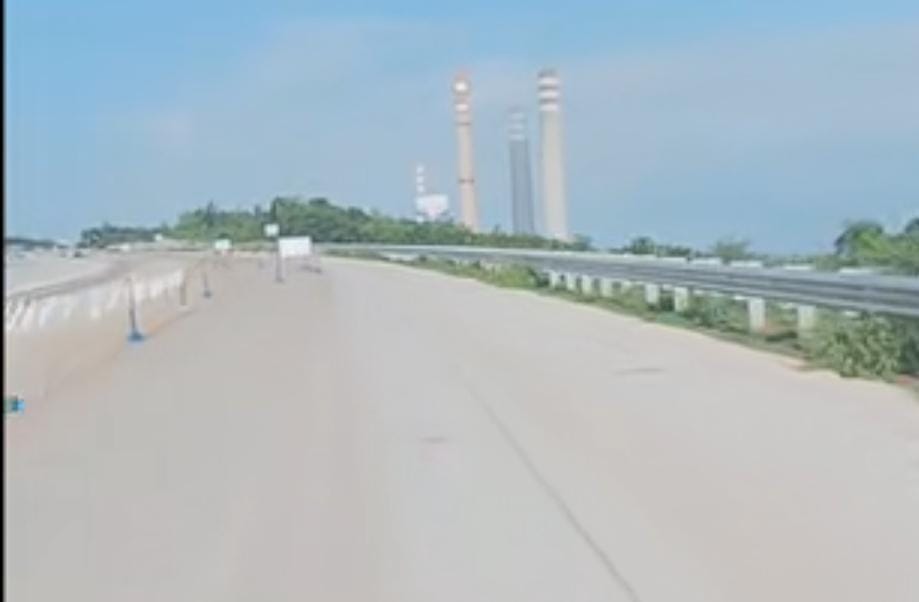 Jalan tol Probowangi/ doc Khoirul Rizal