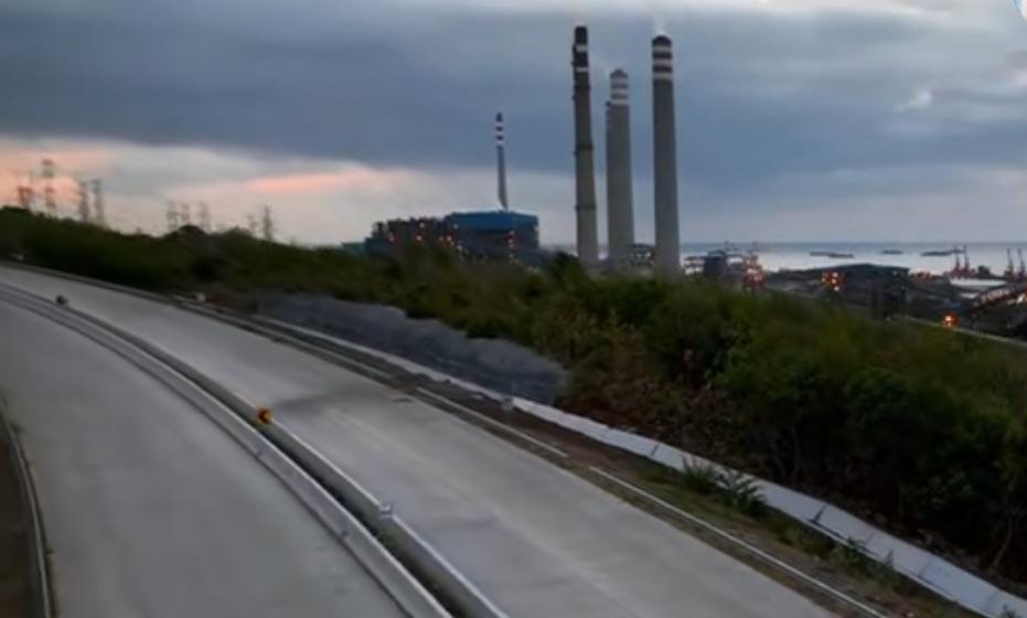 View di jalan tol Probowangi/ doc Khoirul Rizal
