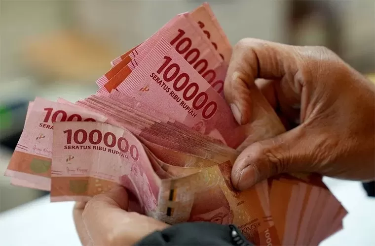 Ilustrasi gaji pensiunan cair.