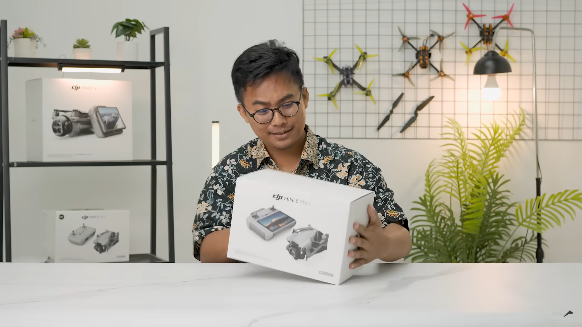 DJI Mini 5 Pro.