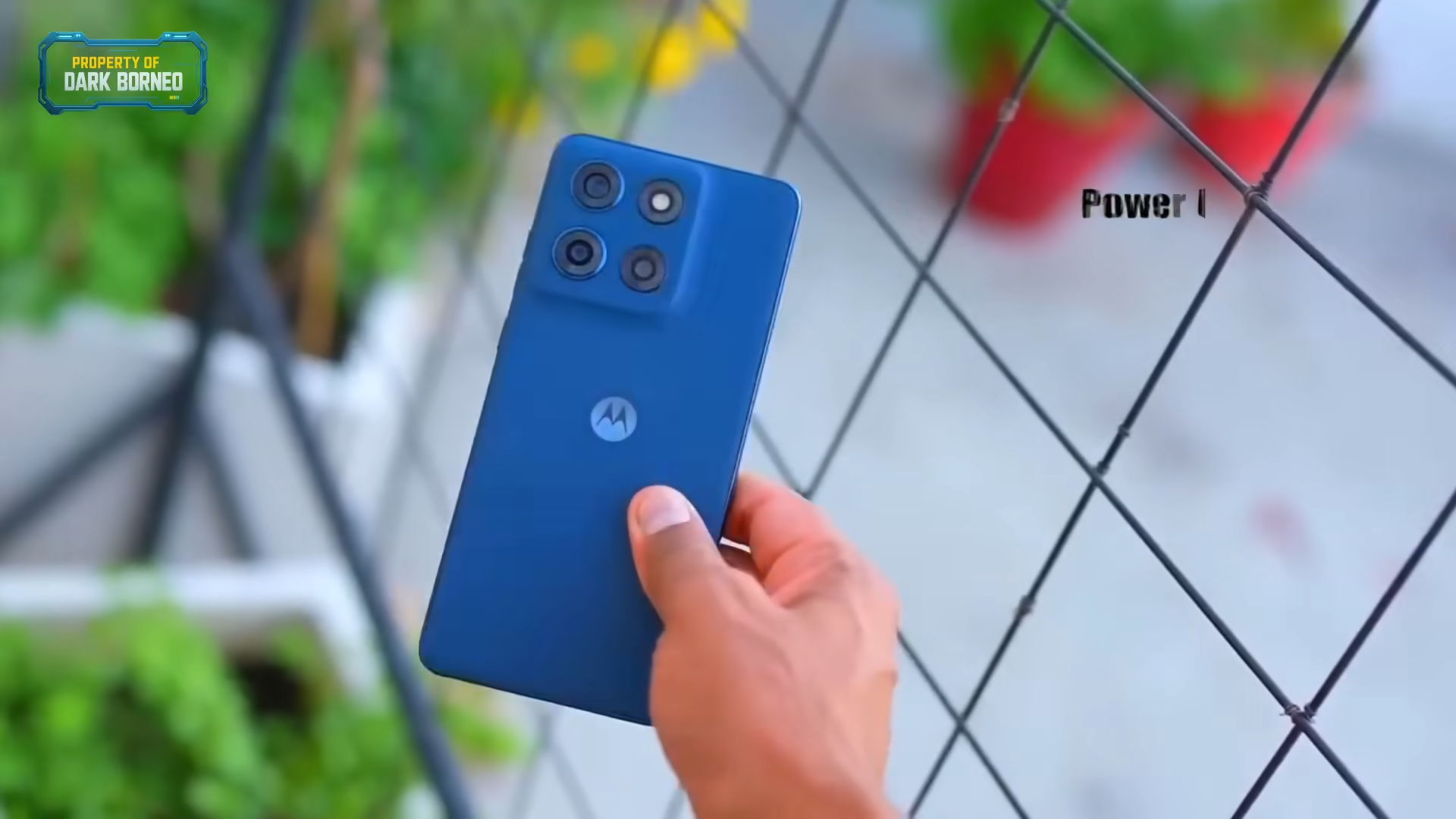 Moto G100.