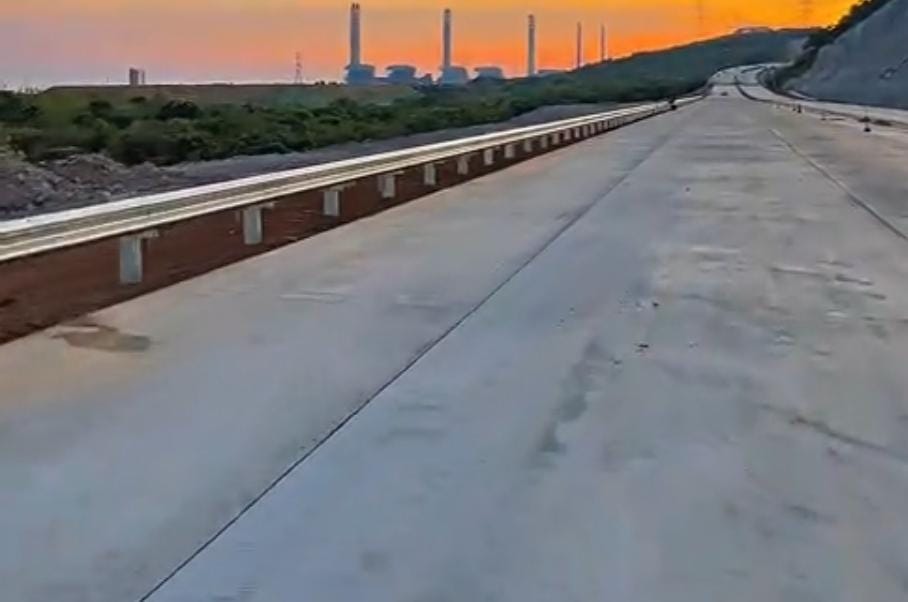Ruas jalan tol Probowangi/ doc Khoirul Rizal
