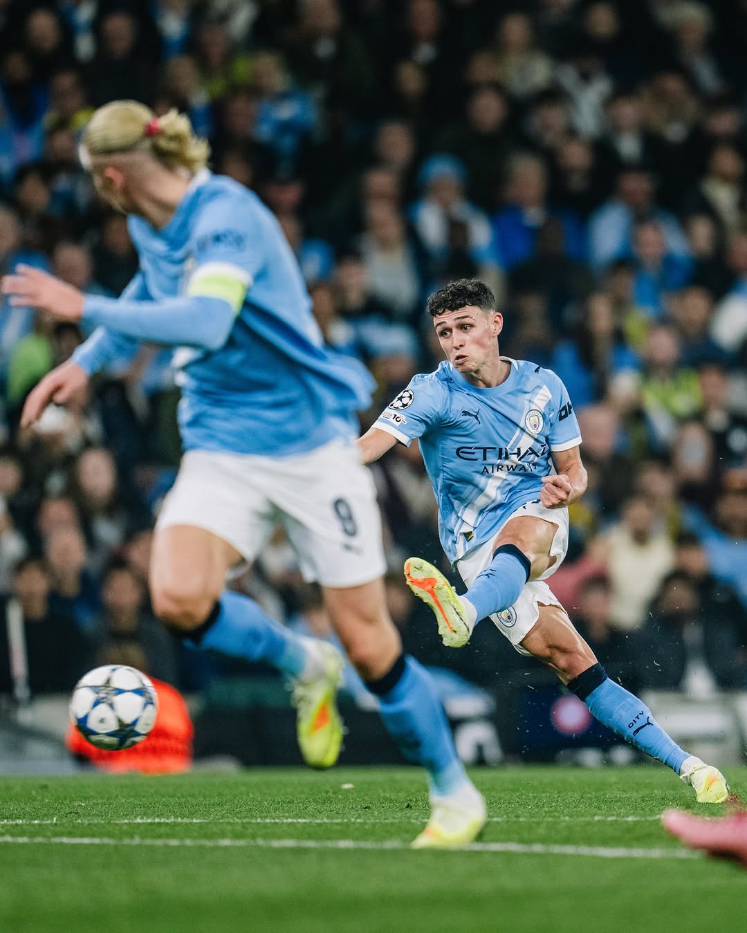 Foden cetak brace saat Man City melawan Dortmund di Champions League 2025/26.