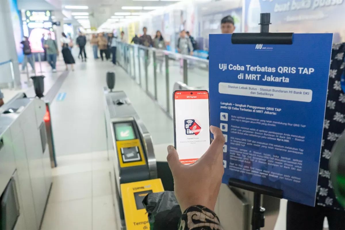 Alasan QRIS Tap belum bisa digunakan di iPhone.