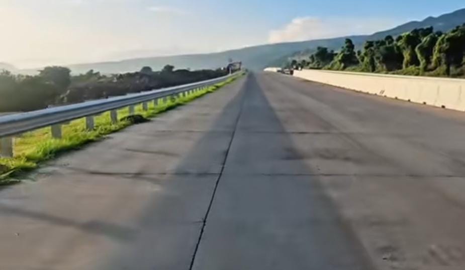 Ruas tol Probowangi/ doc Khoirul Rizal