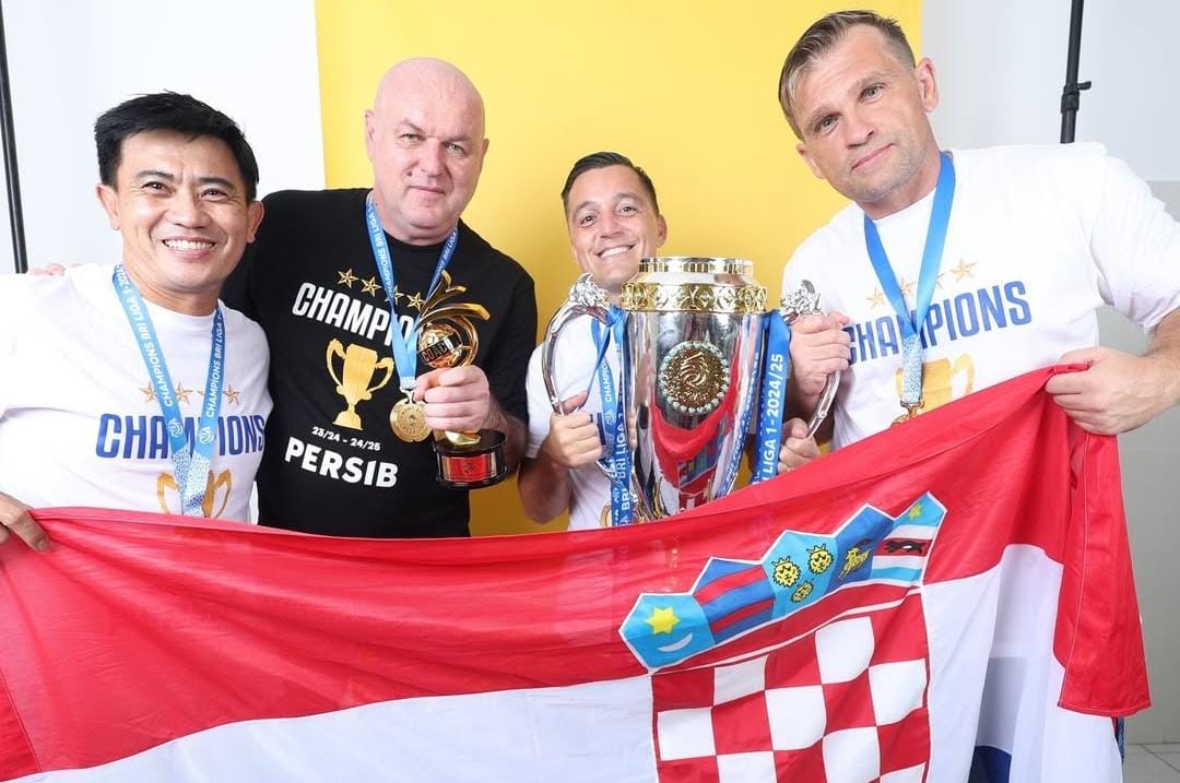 Bojan Hodak dan jajaran kepelatihan/ ig @bojanhodakluka