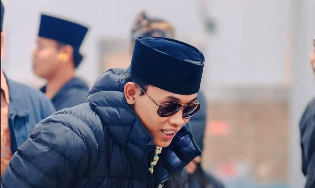 Gus Elham Yahya.