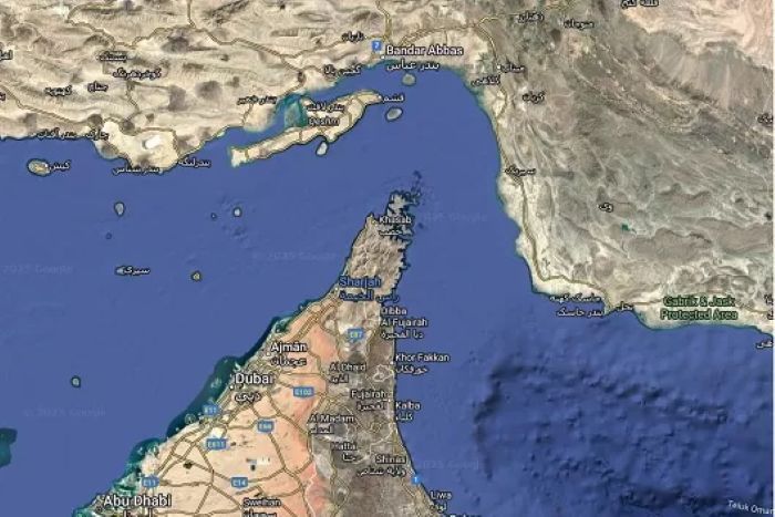 Selat Hormuz.