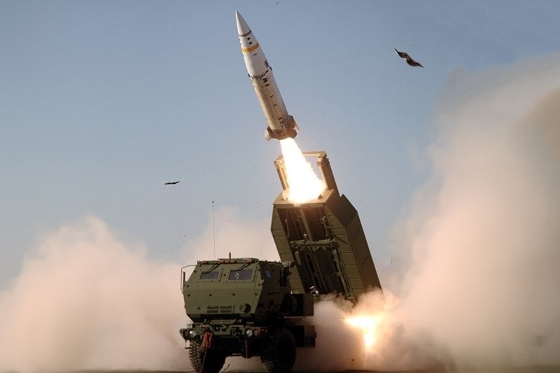 Rusia tuduh Ukraina luncurkan rudal ATACMS AS dan targetkan warga sipil.