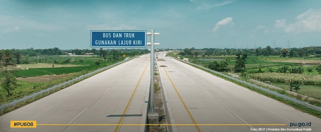 Jalan tol Prosiwangi/ ig @kementerianpu