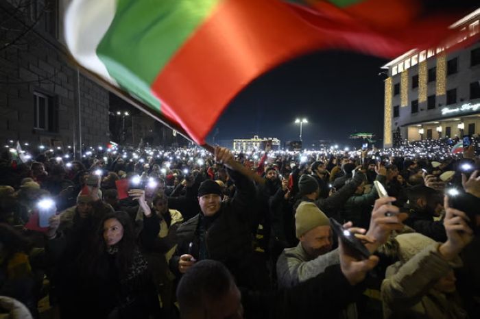 Gelombang demonstrasi di Bulgaria menuntut mundurnya pemerintah.