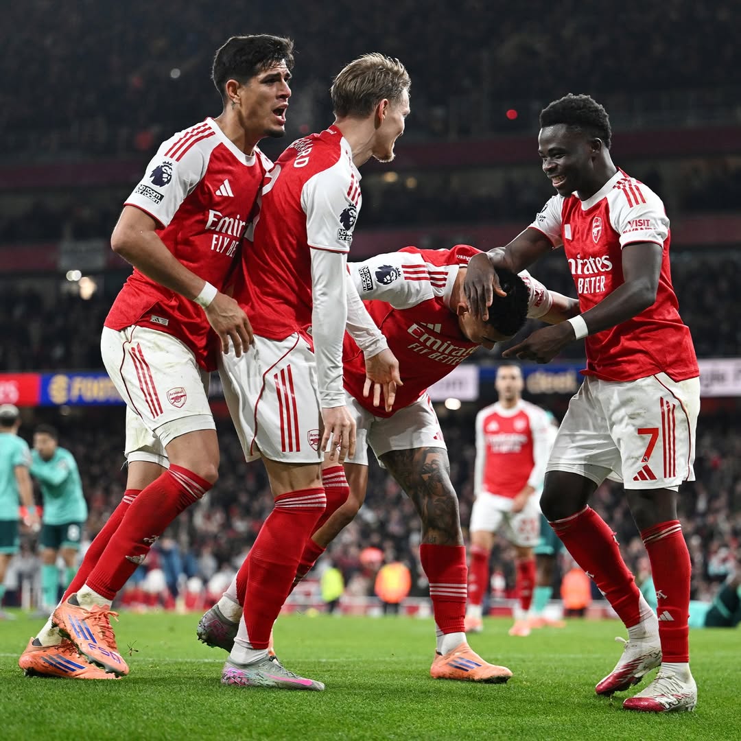 Arsenal raih poin penuh atas Wolves (14/12).