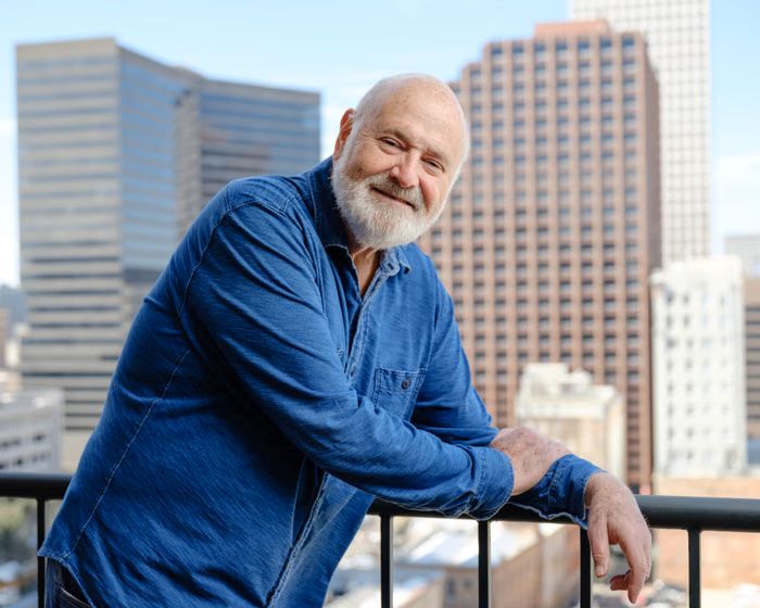 Sutradara senior Rob Reiner.