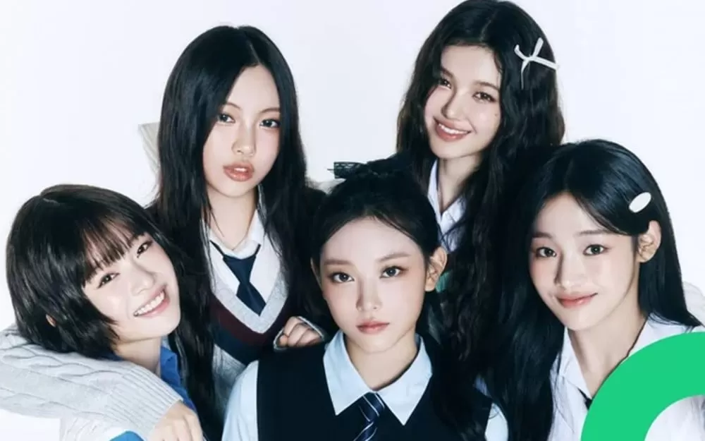 Girl group NewJeans.