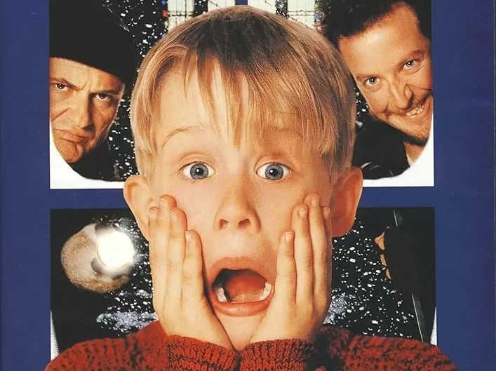 Film Home Alone.