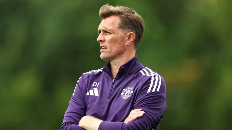Darren Fletcher resmi menjadi pelatih sementara Manchester United.