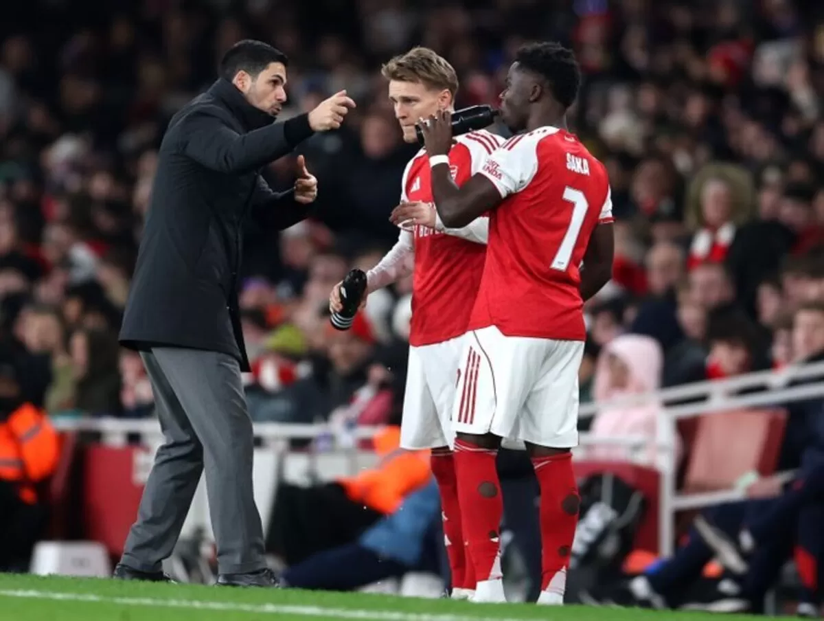 Arsenal akan bertemu Man City di Final Carabao Cup 2026.