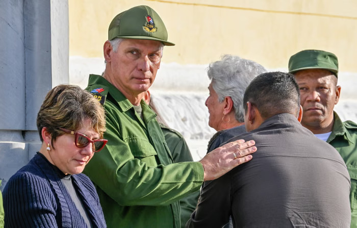 Presiden Kuba, Miguel D&iacute;az-Canel dan istrinya, Lis Cuesta Peraza de D&iacute;az-Canel.