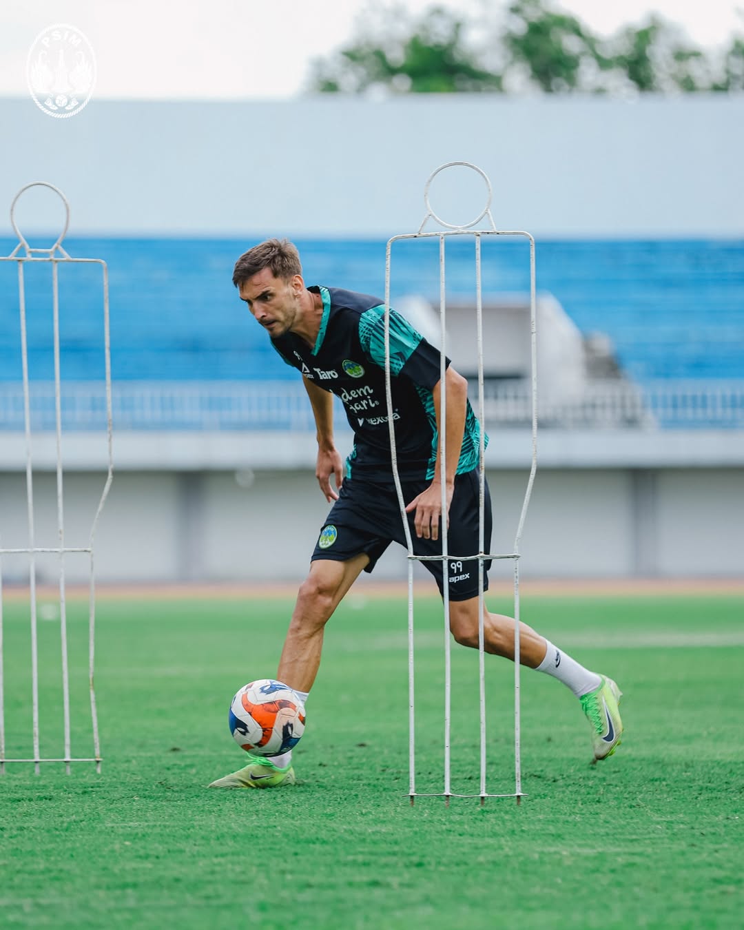 Sesi latihan PSIM Jogja jelang derby Mataram.