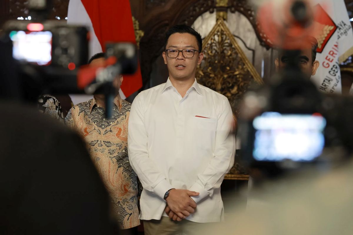 Sugiono, Sekertaris Jenderal Partai Golkar.