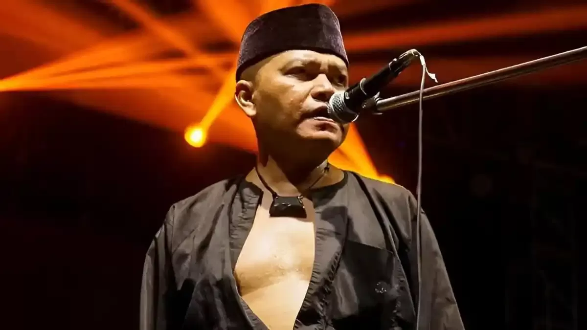 Vokalis Romo & The Jahats, Romi Jahat meninggal dunia pada Selasa, 10 Februari 2026.