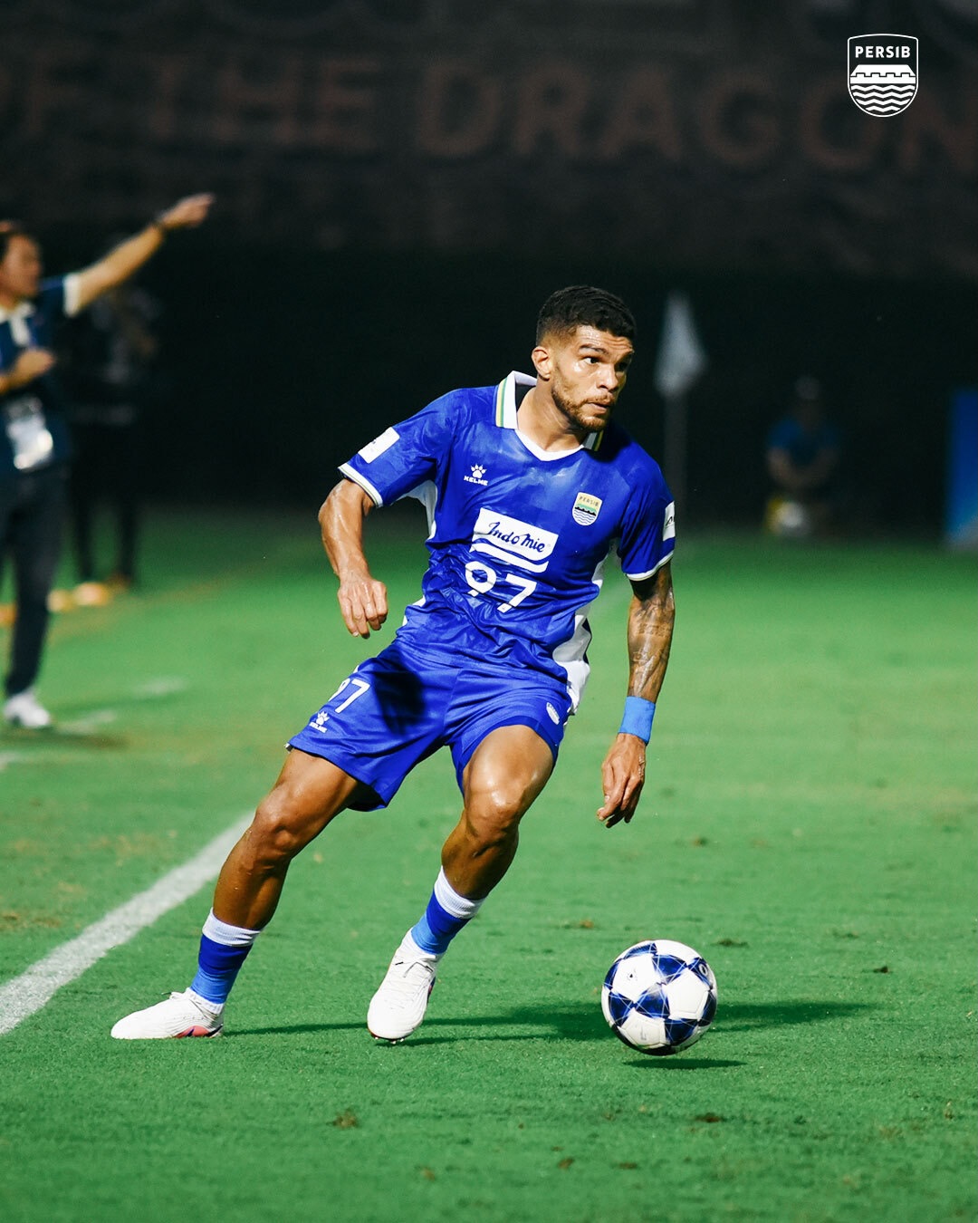 Aksi pemain Persib Bandung saat melawan Ratchaburi FC.