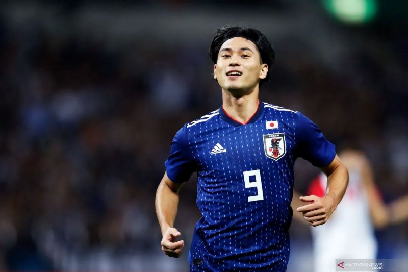 Striker andalan Jepang , Takumi Minamino.