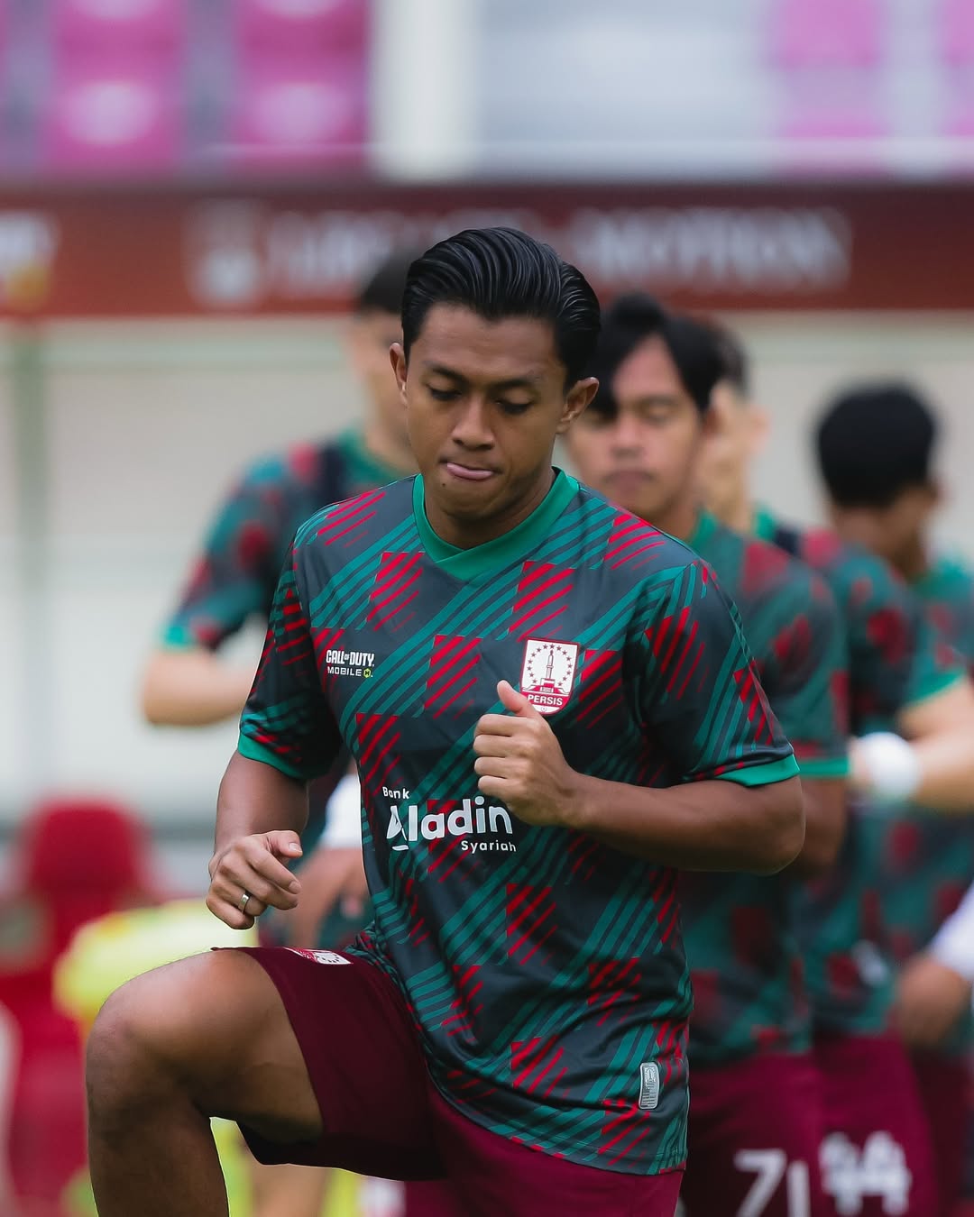 Sesi latihan Febri Hariyadi di Persis Solo jelang laga menghadapi PSBS Biak.