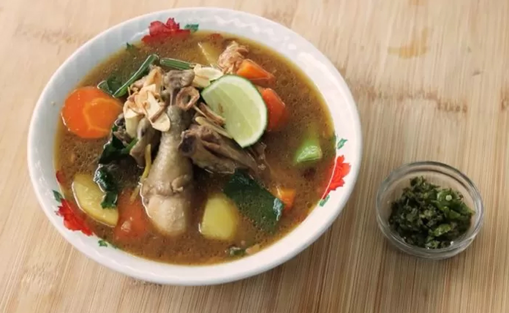 Ilustrasi sop ayam.