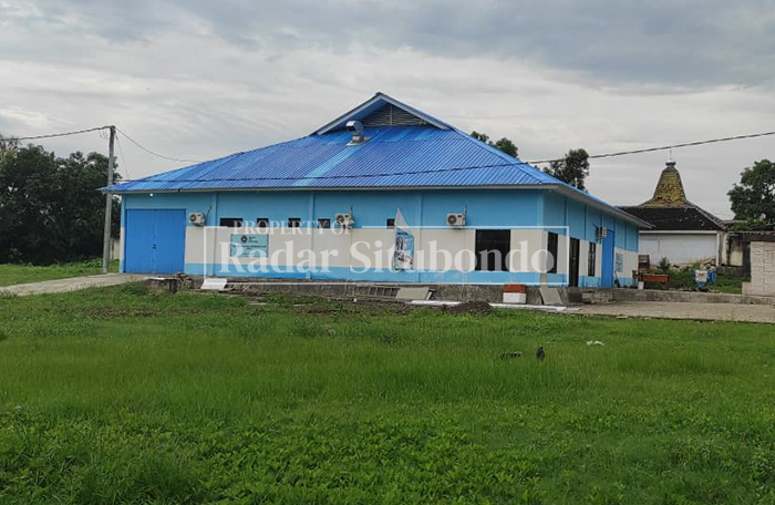 TIDAK ADA AKTIVITAS: SPPG Yayasan Al-Hadi Desa Kalibagor, Kecamatan Situbondo, berhenti mengirim MBG kepada siswa setelah adanya keputusan resmi dari BGN, Selasa (3/3). 